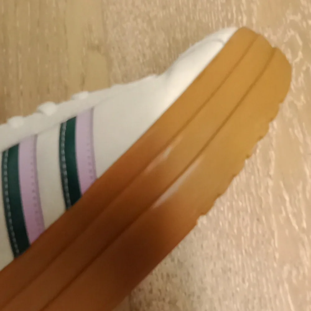 adidas White Low-Top Sneakers with Gum Sole and Pastel Stripe Accents - Picture 8 of 10